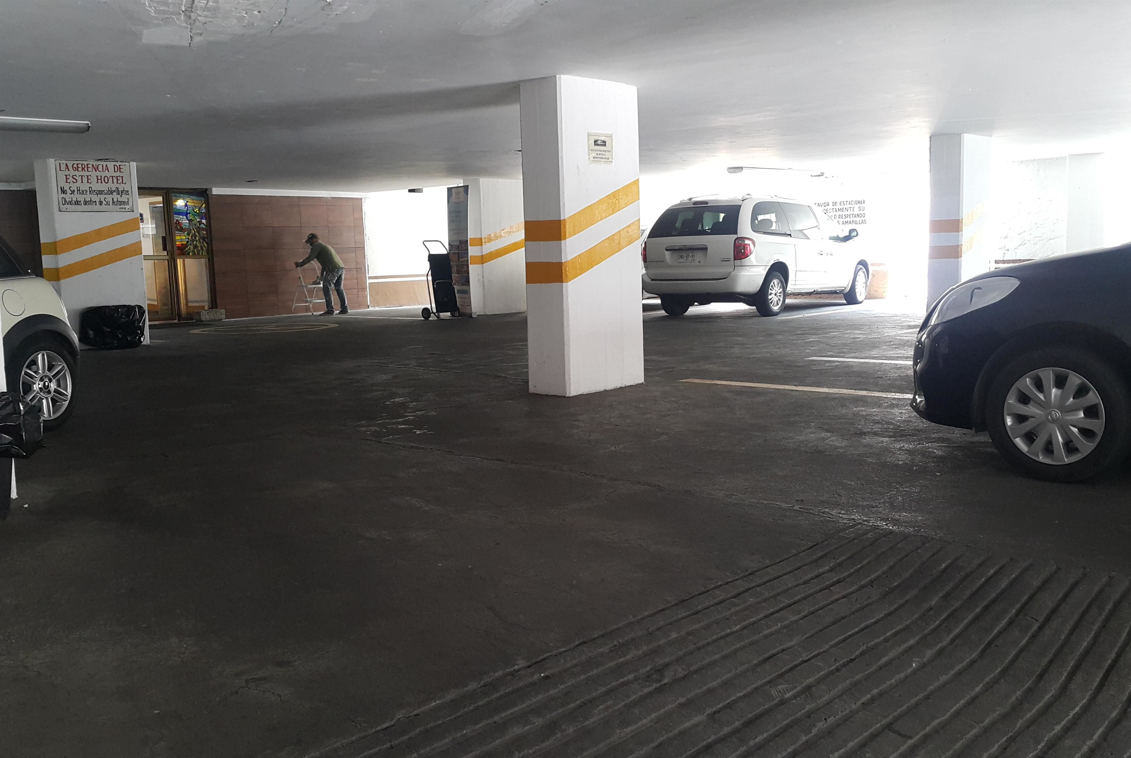 Foto - Howard Johnson by Wyndham Morelia Calle Real