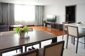 Penthouse | Pemandangan dari bilik