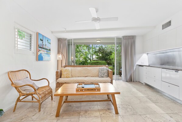 Garden View Suite | 高級寢具、獨特裝潢、布置獨特、熨斗/熨衣板