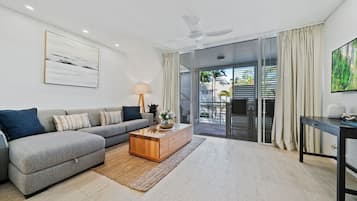 Oasis Penthouse Suite | Sängtillbehör av högsta kvalitet, individuell inredning och unika möbler