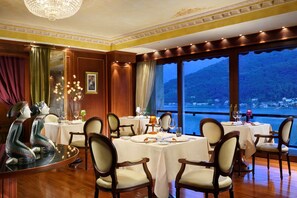 2 restaurants; breakfast, lunch and dinner served  - Swiss Diamond Hotel & SPA (Vico Morcote)