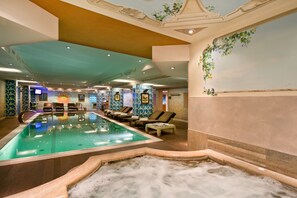 Indoor spa tub - Swiss Diamond Hotel & SPA (Vico Morcote)