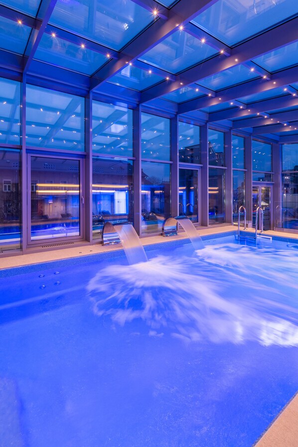 Piscine couverte