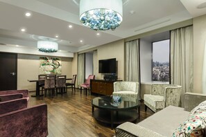 Presidential Suite, 1 Double Bed (Executive Level) | Living room | 40-inch LCD TV with cable channels, TV - Sheraton Bucharest Hotel (Bucharest)