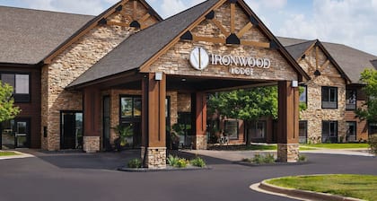 Ironwood Lodge, Lake Elmo, Series by Marriott