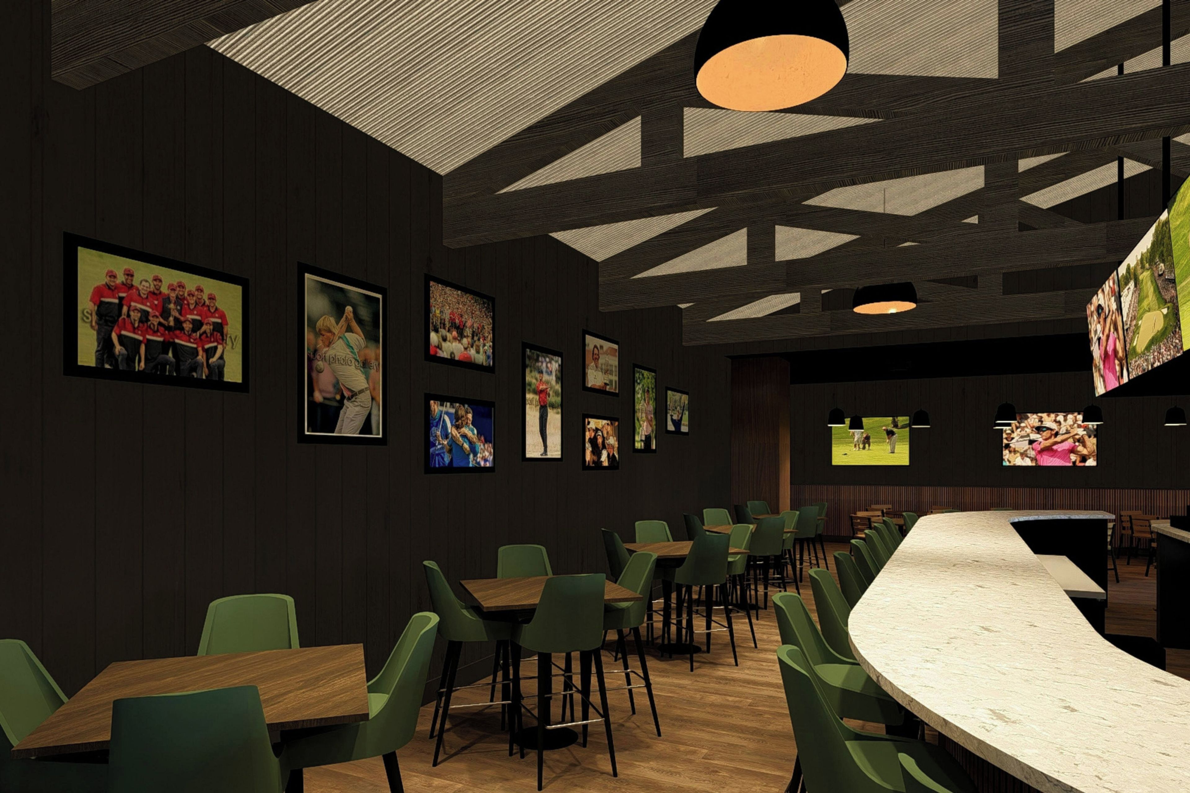 Un intérieur de restaurant moderne avec un plancher en bois, des chaises vertes et un comptoir incurvé.