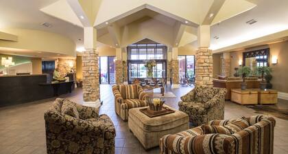 Holiday Inn Hotel & Suites St. Paul NE - Lake Elmo by IHG