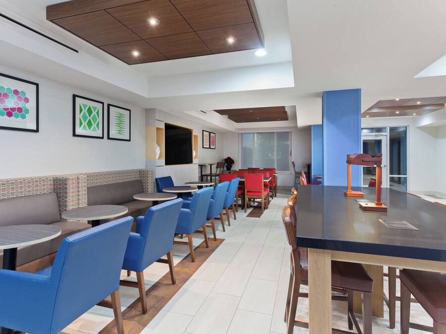 Bao gồm bữa sáng buffet