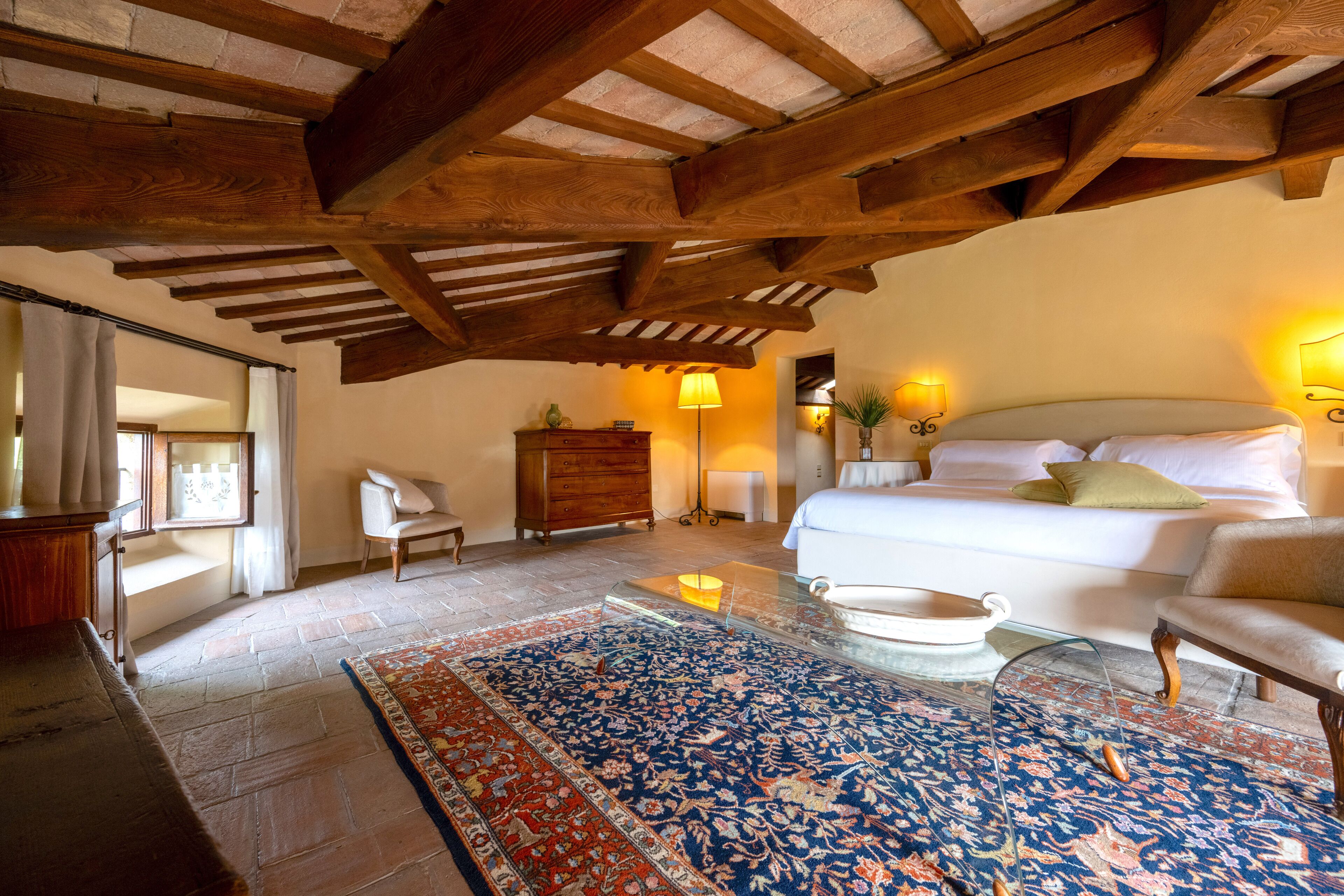 deluxe room (palazzo viviani) | 1 bedroom, hypo-allergenic bedding, down duvets, minibar