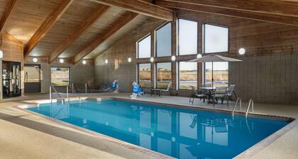 AmericInn by Wyndham Muscatine