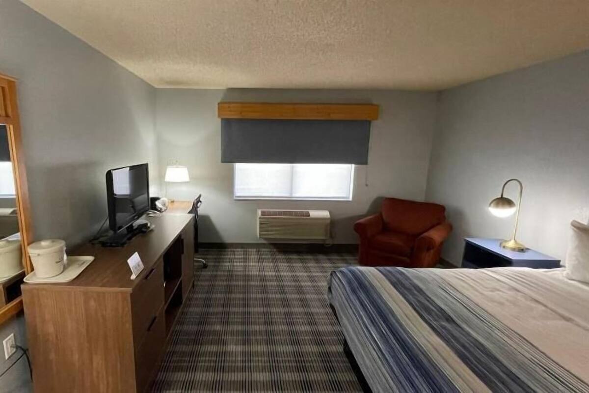 Ropa de cama de alta calidad y escritorio