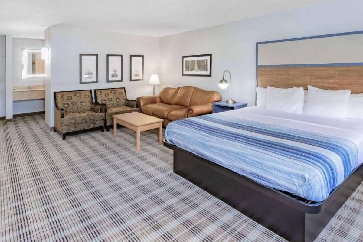 Ropa de cama de alta calidad y escritorio