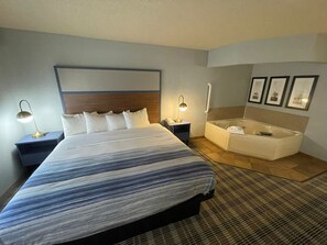 Premier Room, 1 King Bed, Non Smoking | Premium bedding, desk, laptop workspace, iron/ironing board - AmericInn by Wyndham Sayre (Sayre)