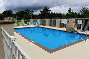 Seasonal outdoor pool