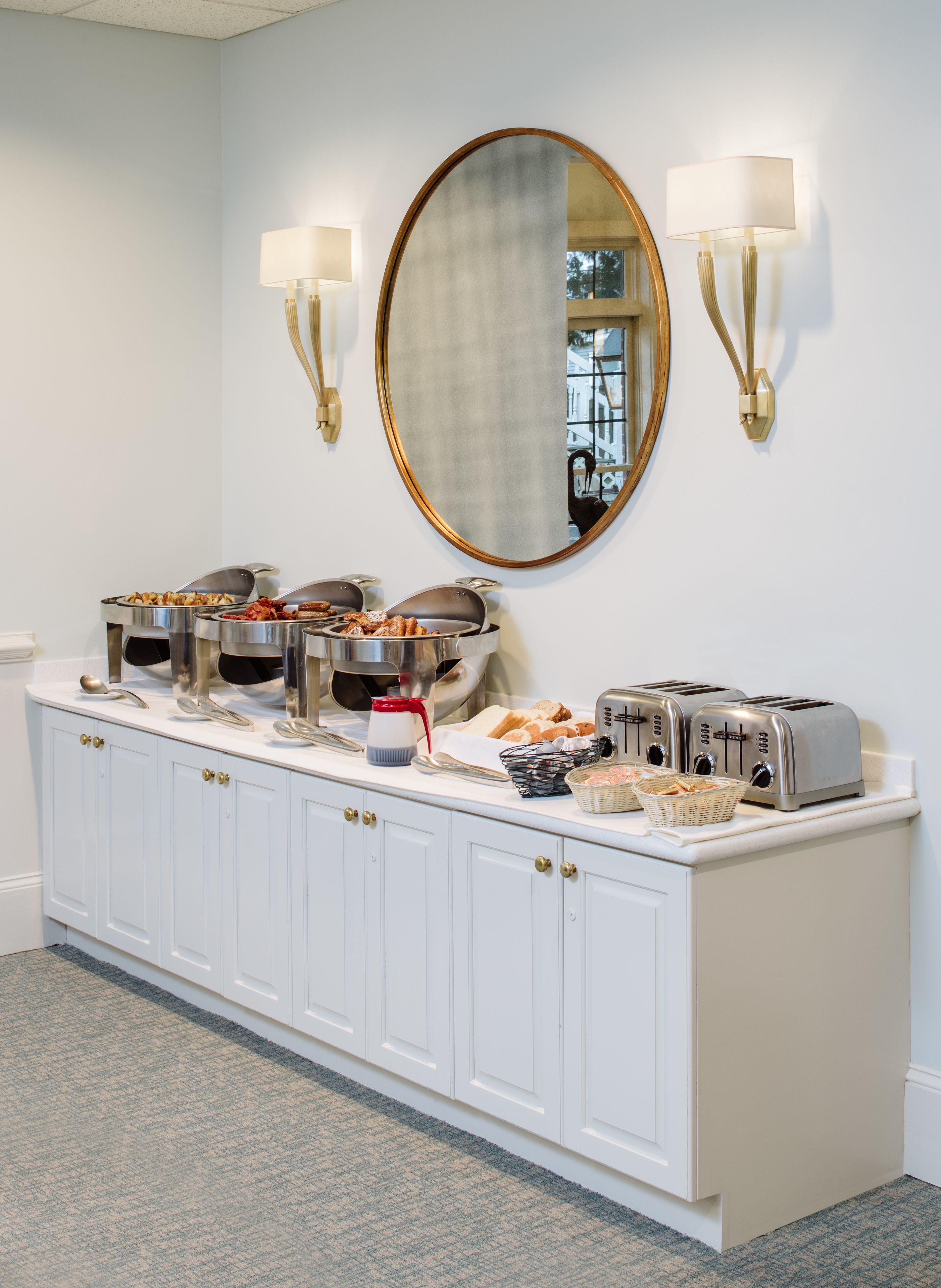 Free daily buffet breakfast