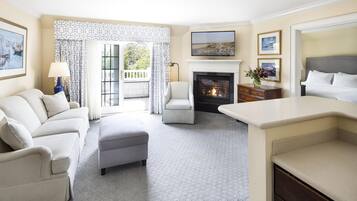 In-room safe, individually decorated, individually furnished, desk