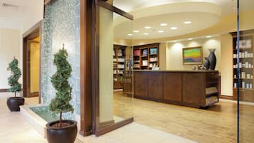 Couples treatment rooms, steam room, body treatments, aromatherapy