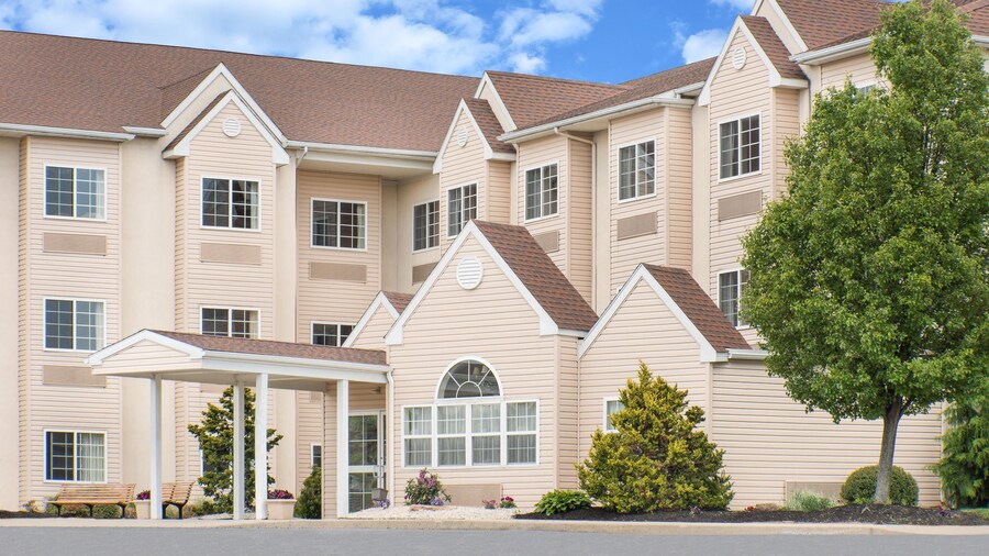 Microtel Inn & Suites by Wyndham Hamburg