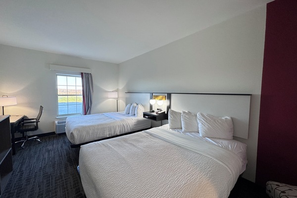 Desk, blackout drapes, iron/ironing board, free WiFi