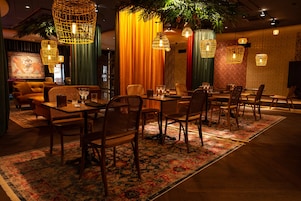 3 restaurantes; se sirve desayuno, almuerzo y cena