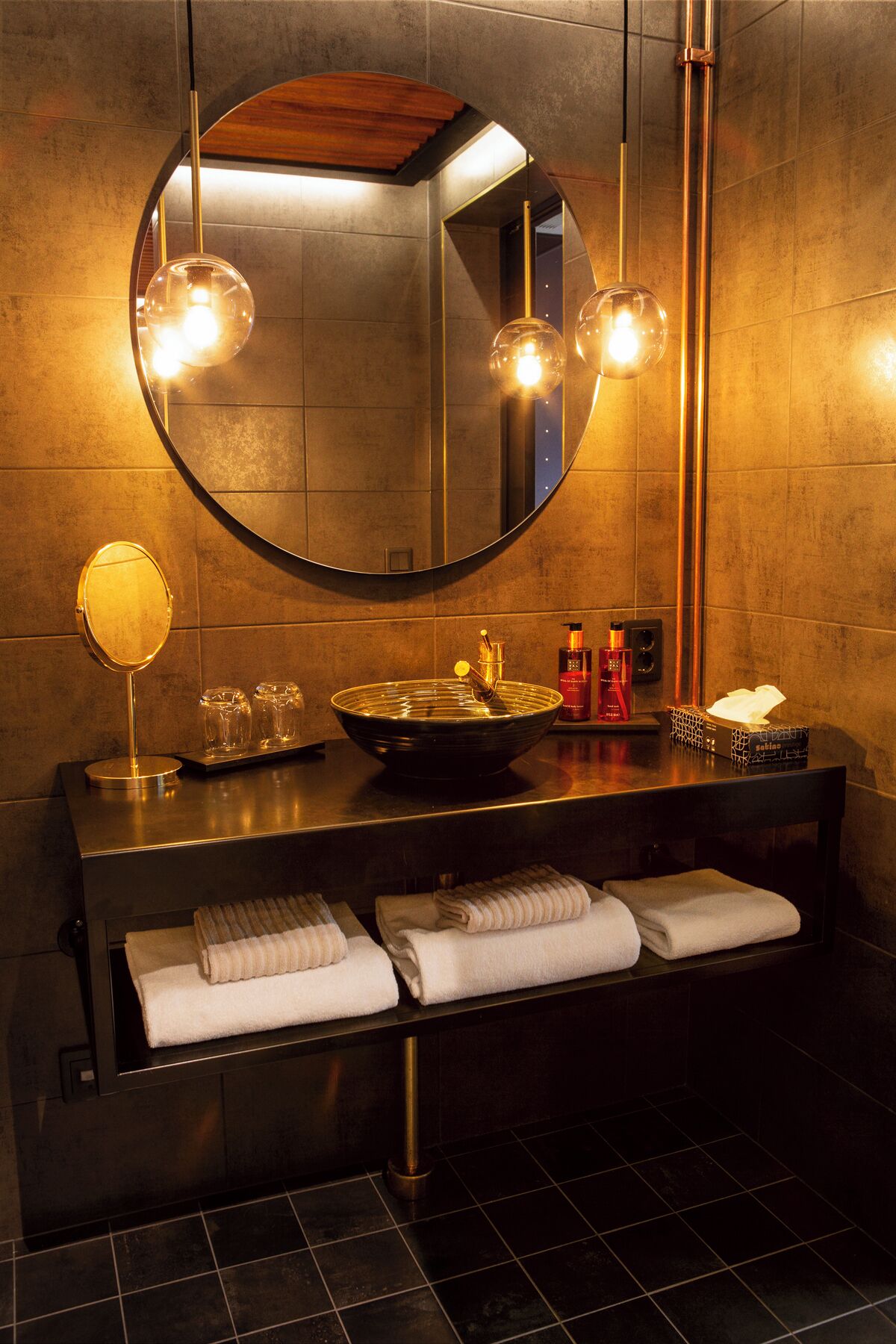 family room | bathroom | free toiletries, hair dryer, towels