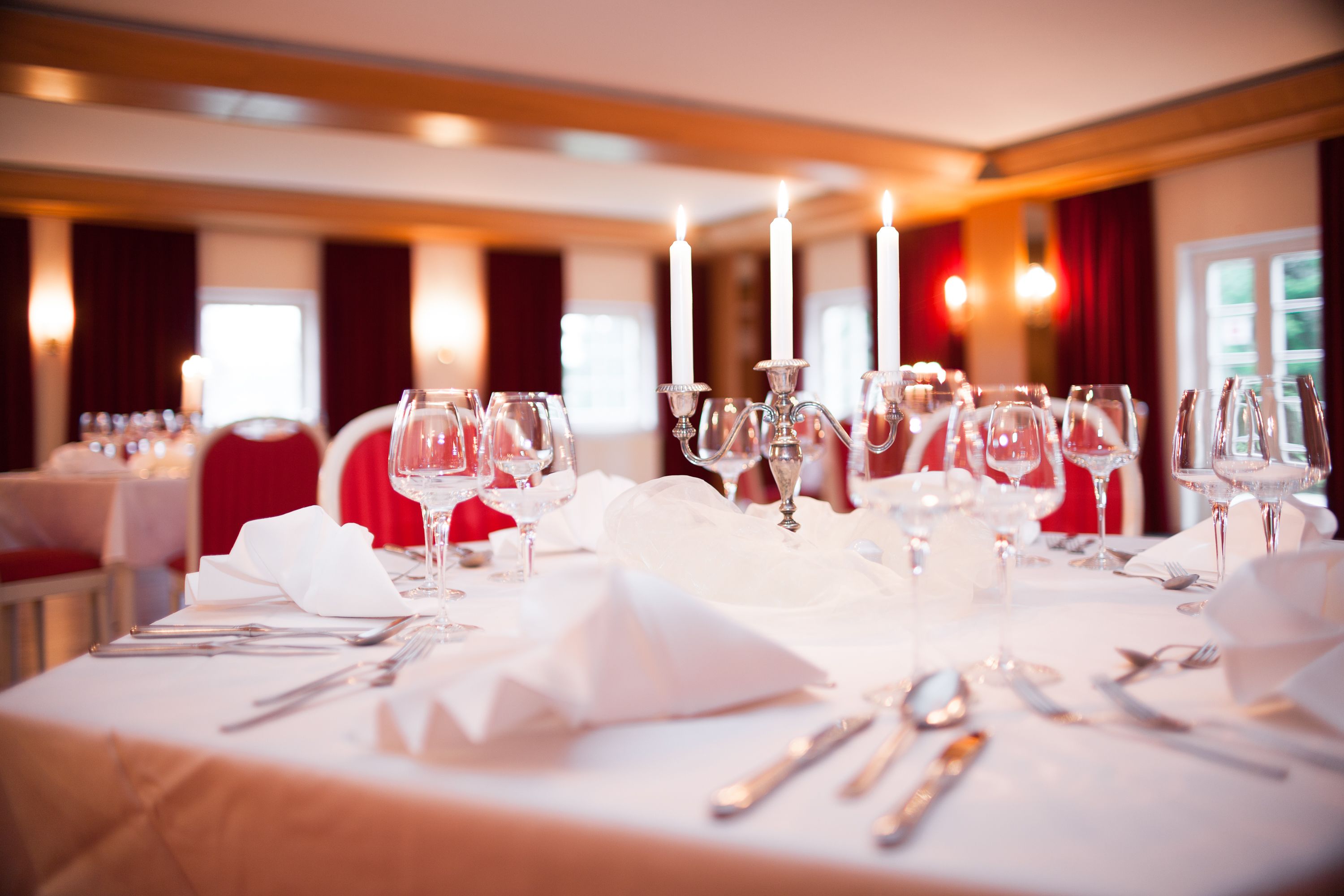 3 restaurants, pizza