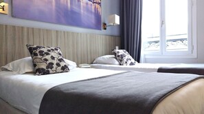 Twin Room | Premium bedding, in-room safe, desk, blackout curtains - Avia Saphir Montparnasse (Paris)