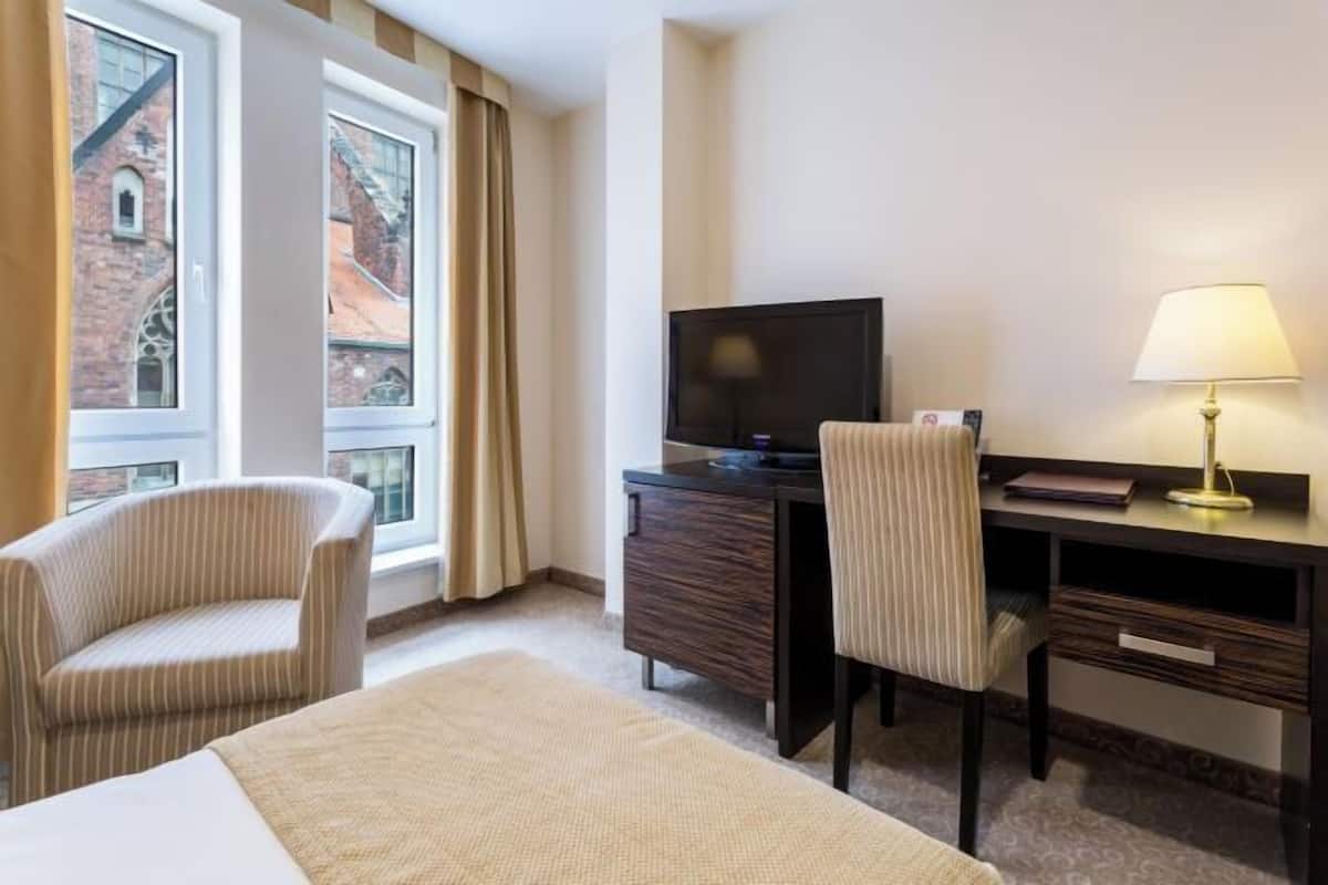 In-room safe, desk, laptop workspace, blackout curtains