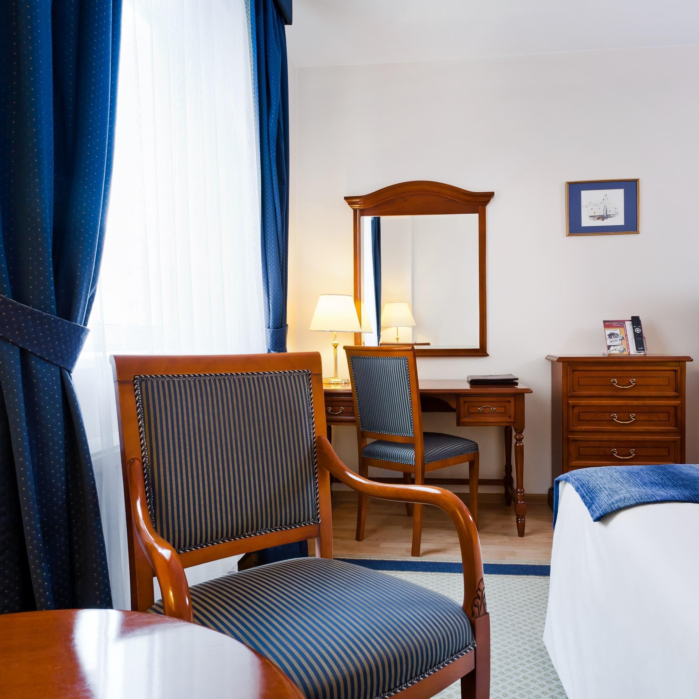 In-room safe, desk, laptop workspace, blackout drapes