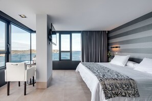 Deluxe Room, Sea View | Premium bedding, in-room safe, desk, free WiFi - Barceló Hamilton Menorca - Adults Only (Es Castell)