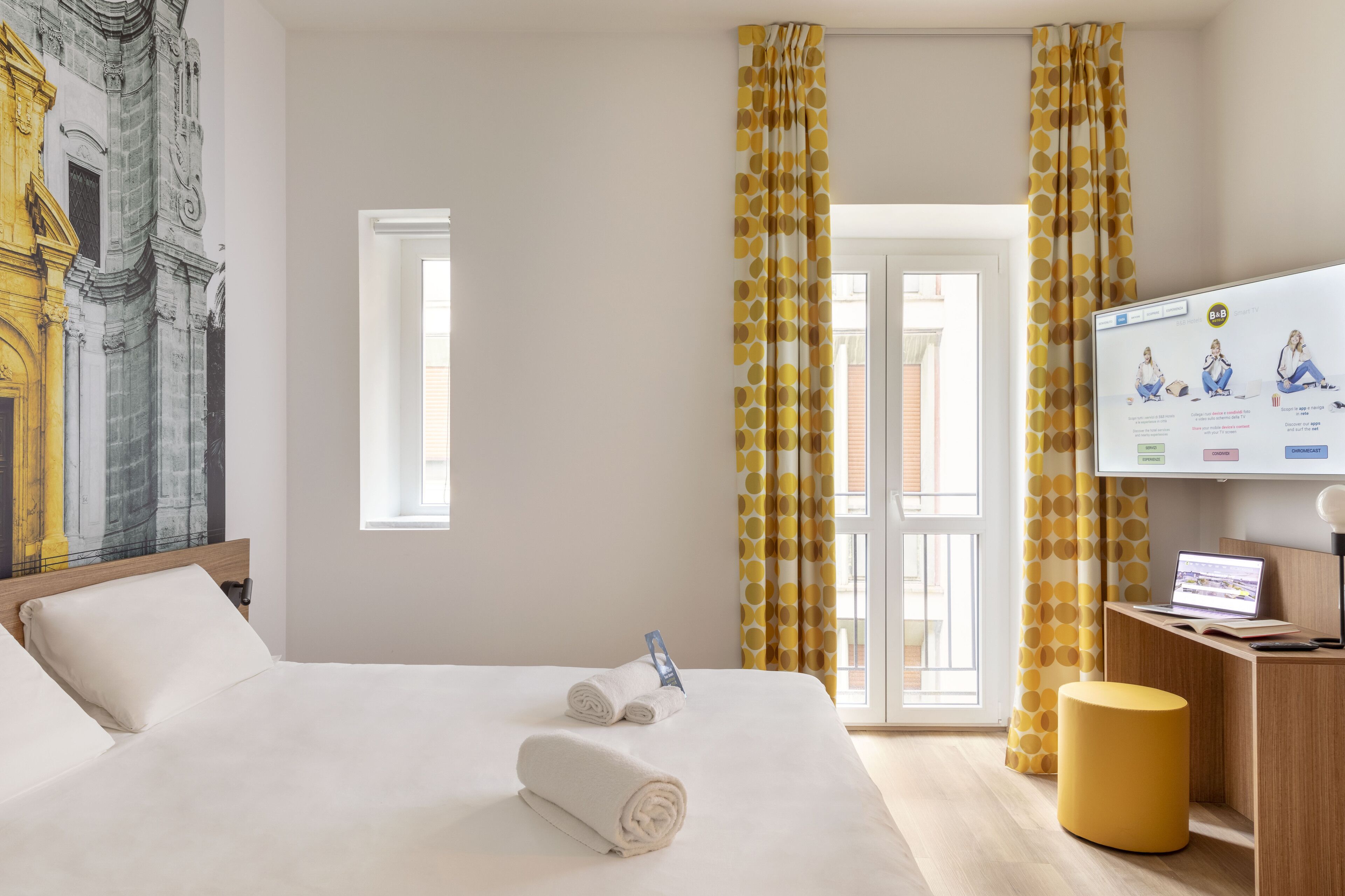 Standard-Suite, Nichtraucher | Betten mit Memory-Foam-Matratzen, Zimmersafe, Schreibtisch