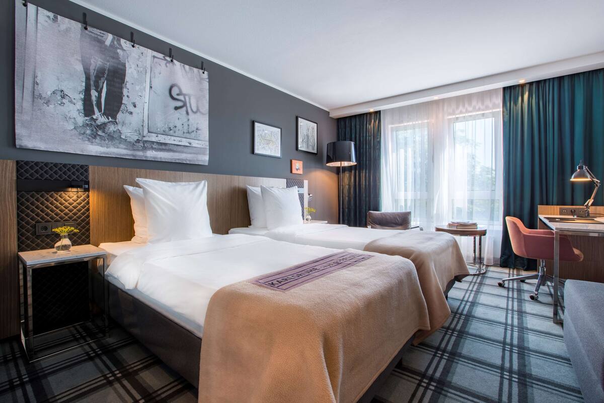 Ropa de cama de alta calidad y minibar 