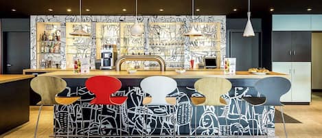 Bar (en el alojamiento)