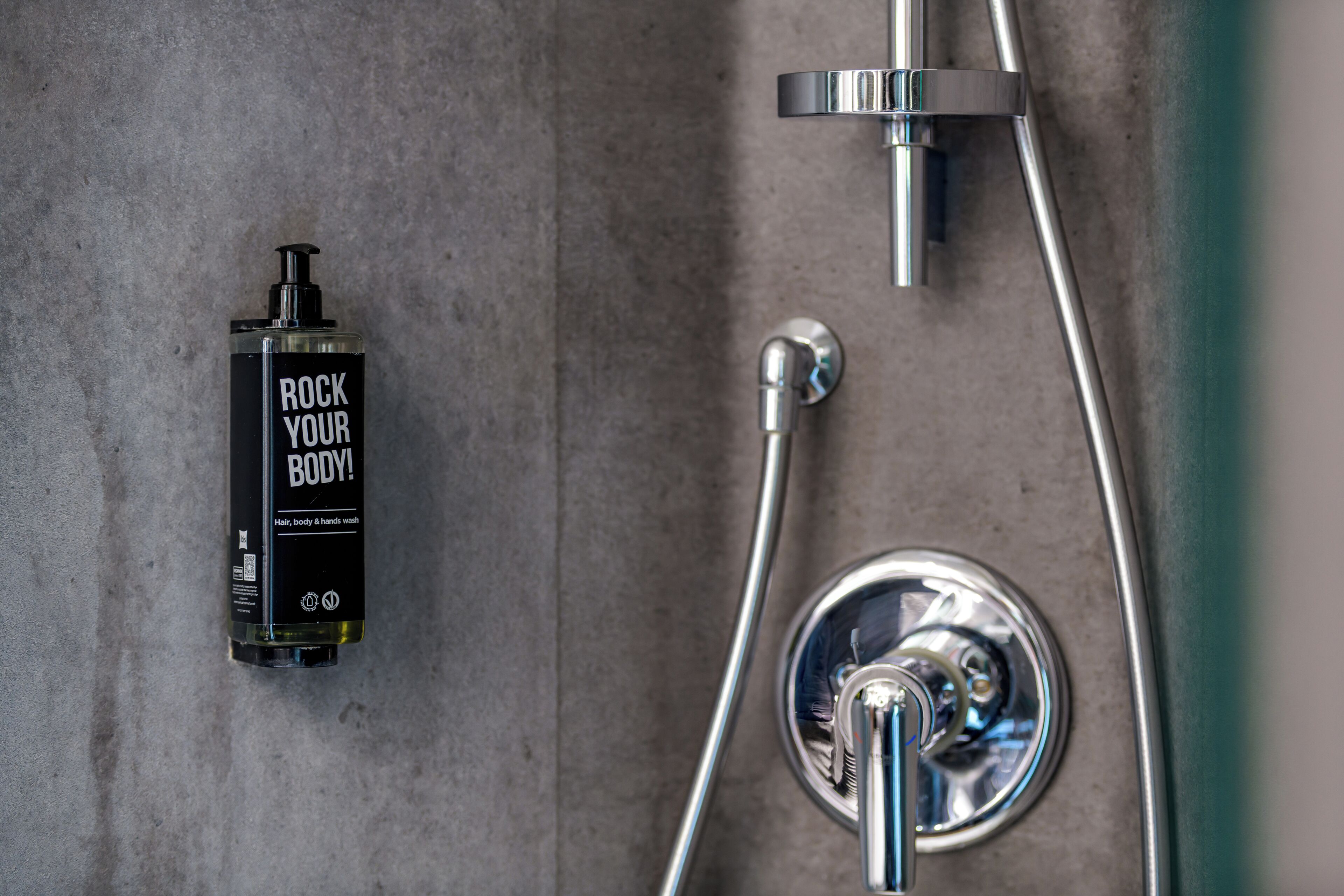 Shower, eco-friendly toiletries, hair dryer, towels