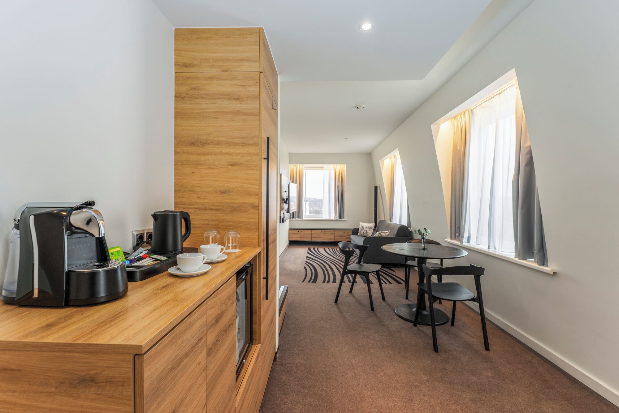 Suite, 1 Bedroom | Living area | TV