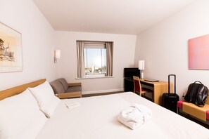 Executive Room, 1 Queen Bed with Sofa bed | View from room