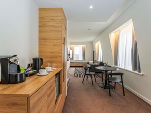 Premium bedding, minibar, in-room safe, desk - Novotel Vilnius Centre (Vilnius)