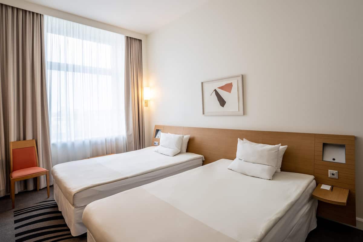 Standard Room, 2 Single Beds