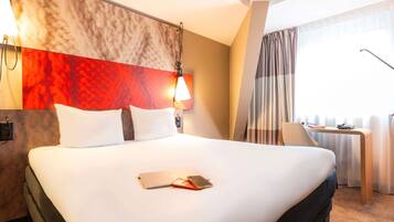 مكتب وأسرّة أطفال/رضّع (مجانًا) وواي فاي مجانًا وملاءات أسرّة