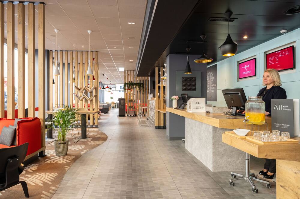ibis Geneve Centre Lac