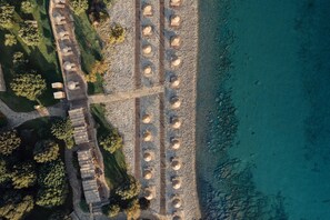 Sun loungers, beach umbrellas, beach towels, scuba diving