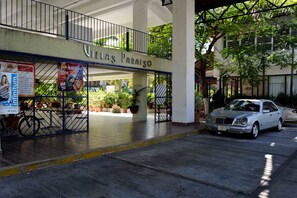 Interior entrance - Hotel Villas Paraíso (Ixtapa)