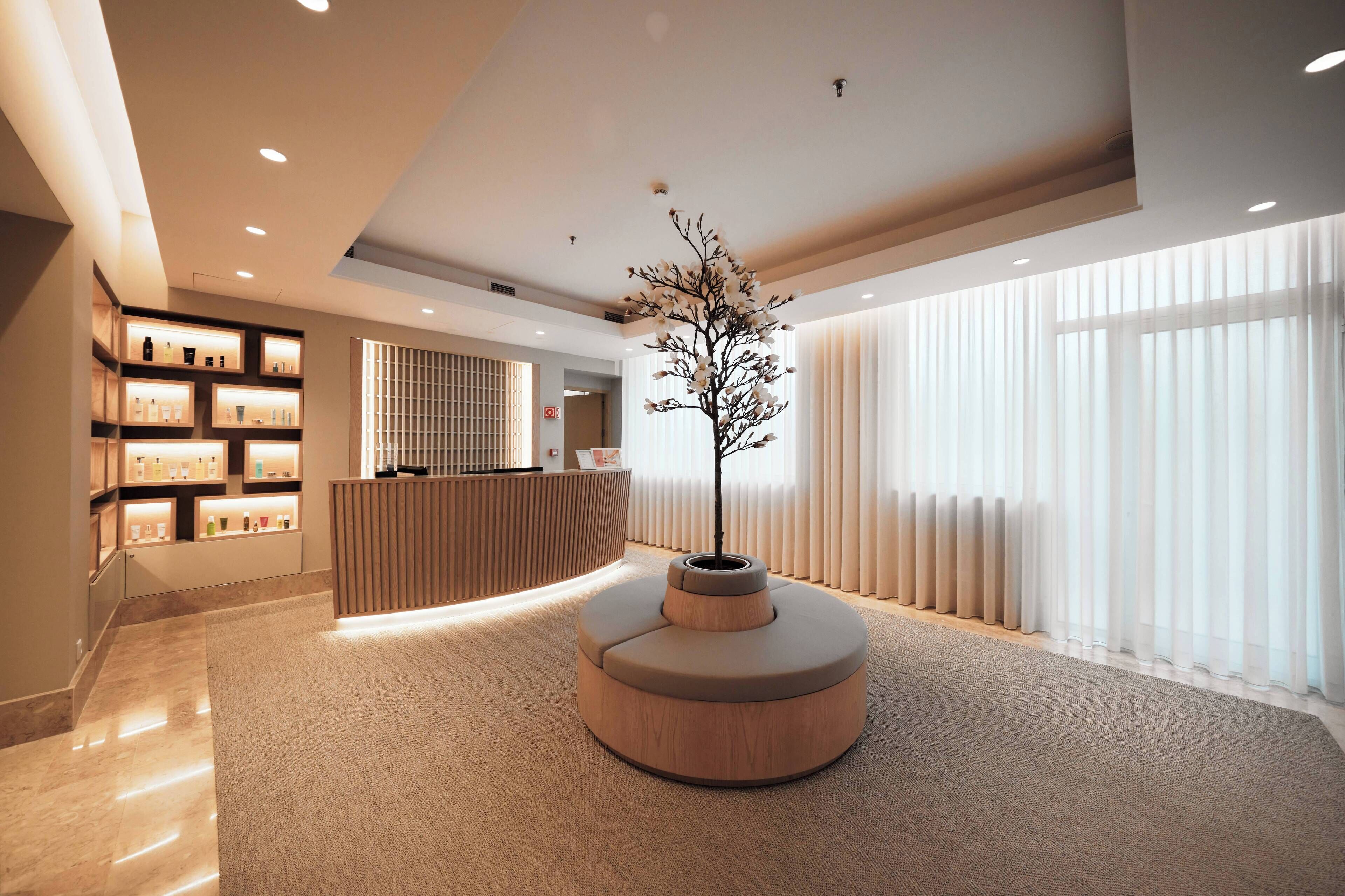 couples treatment room(s), body treatments, aromatherapy, body wraps