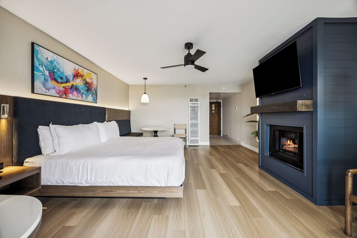 Premium King Fireplace Partial Bay View | Premium bedding, memory foam beds, individually furnished