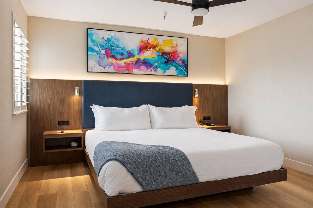 Phòng Tiêu chuẩn, 1 giường cỡ king | Bộ đồ giường cao cấp, nệm cao su hoạt tính (memory foam) 