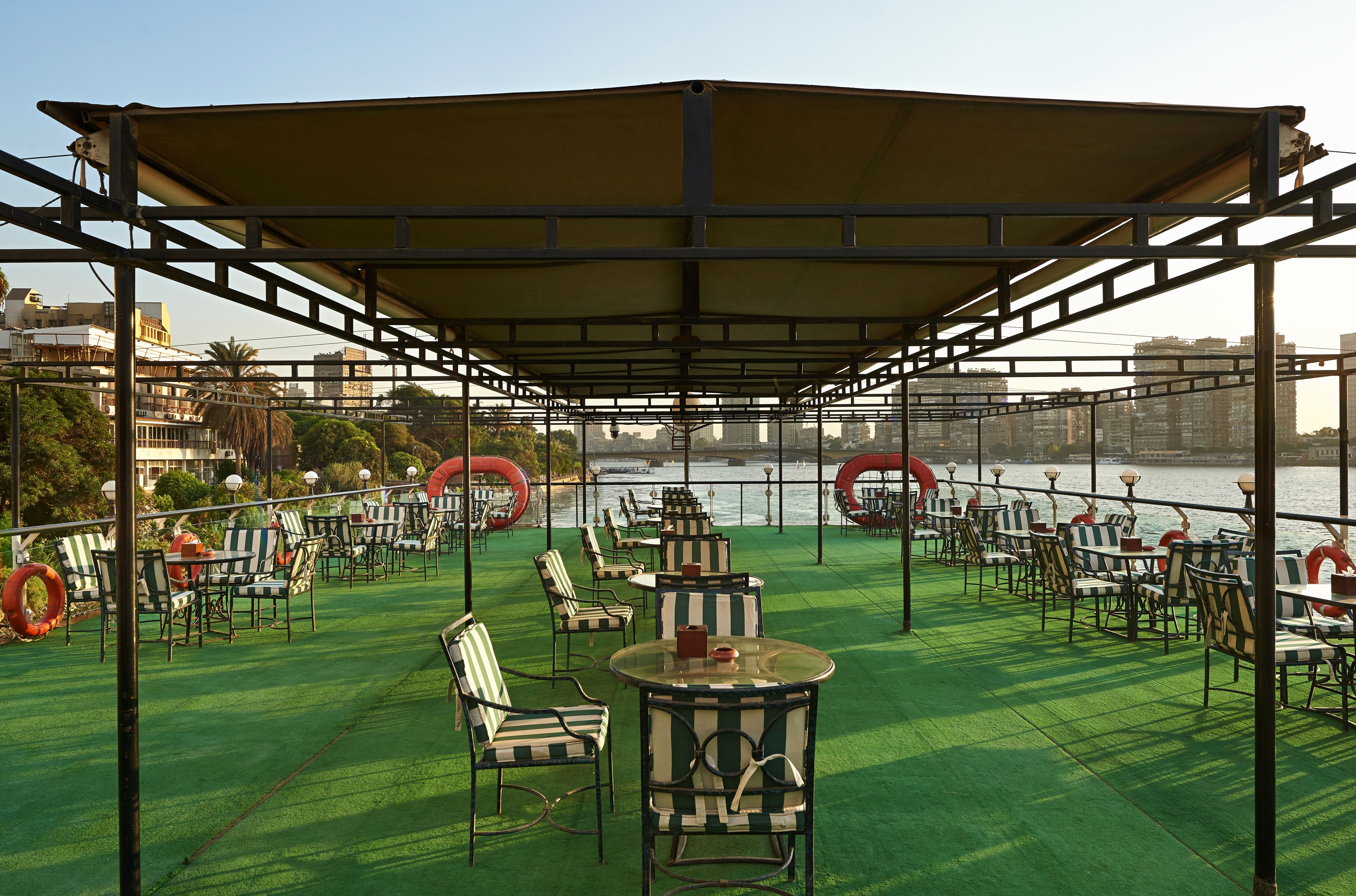 บริเวณภายนอก