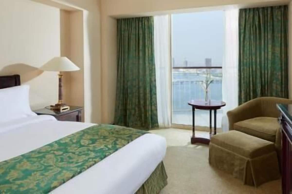 1 bedroom, minibar, in-room safe, individually decorated