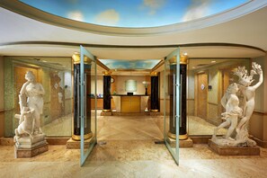 Body treatments, aromatherapy, body scrubs, facials, 1 treatment room - Hilton Cairo Grand Nile (Cairo)