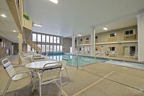 Indoor pool, seasonal outdoor pool, sun loungers - Sandwich Lodge & Resort (Sandwich)