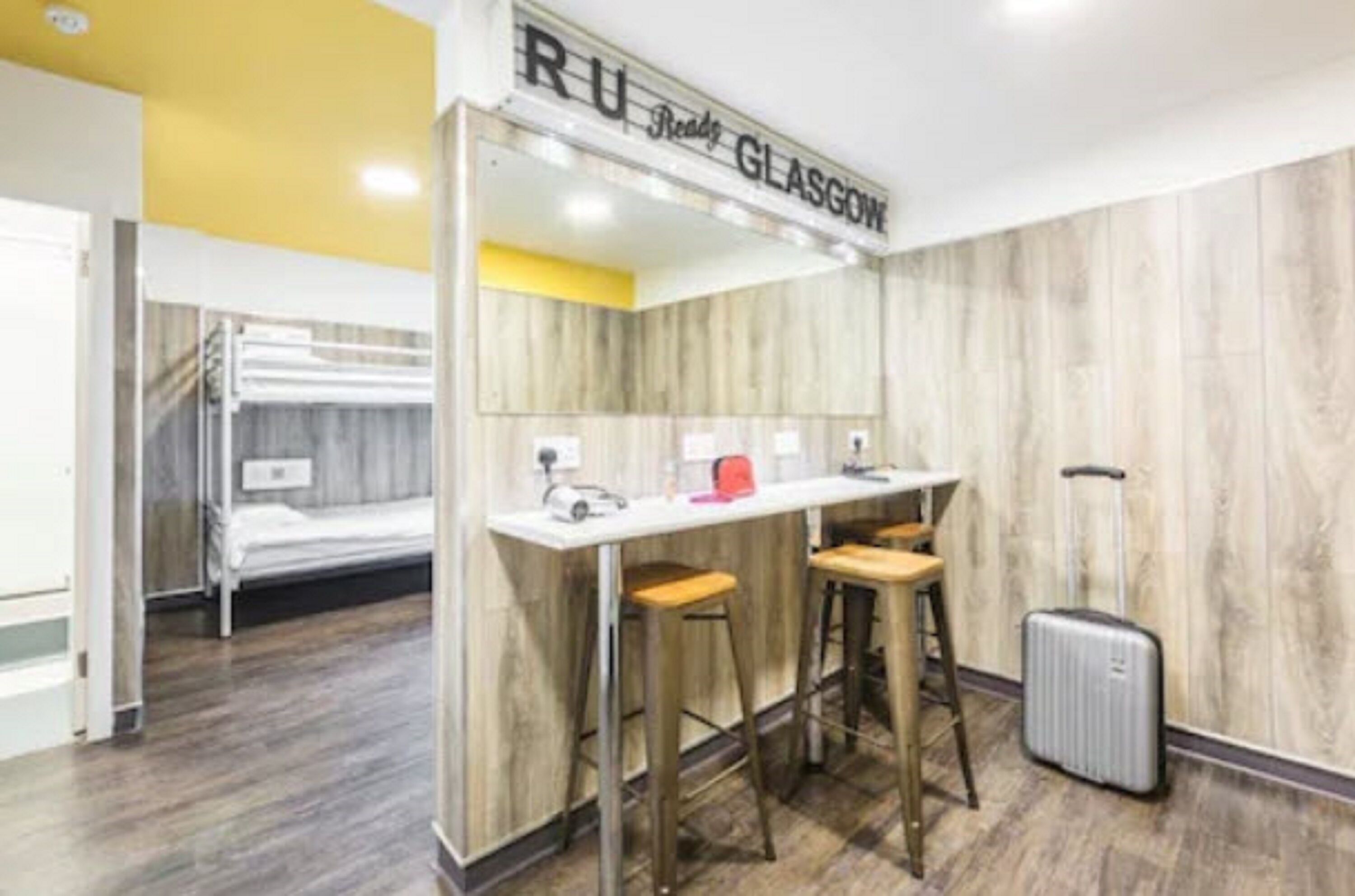 宿舍, 男女混合宿舍 (8 person) | 隔音、免费 WiFi、床单